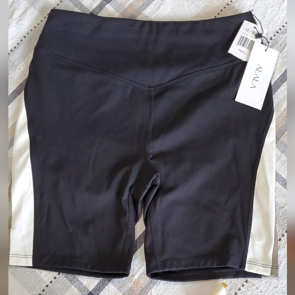 ALALA BLACK WHITE & GOLD BICYCLE SHORTS - Picture 2 of 7